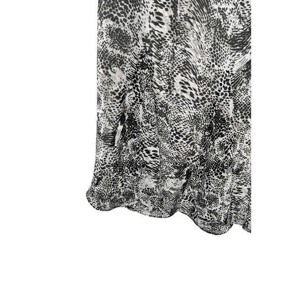 Chico’s size 3 (vanity size ) - Picture 10 of 16